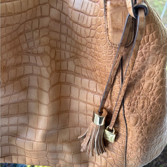 G.I.L.I. Tote Handbag Croc Embossed Tan Leather Tassel Large - Picture 15 of 16
